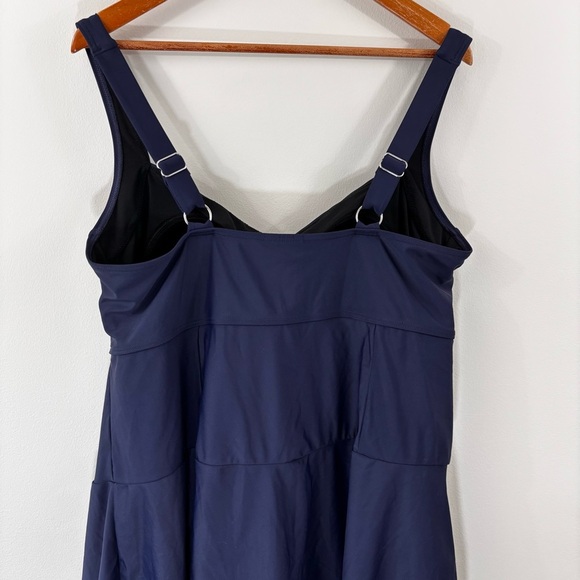 Avenue navy blue swim dress - Picture 4 of 4